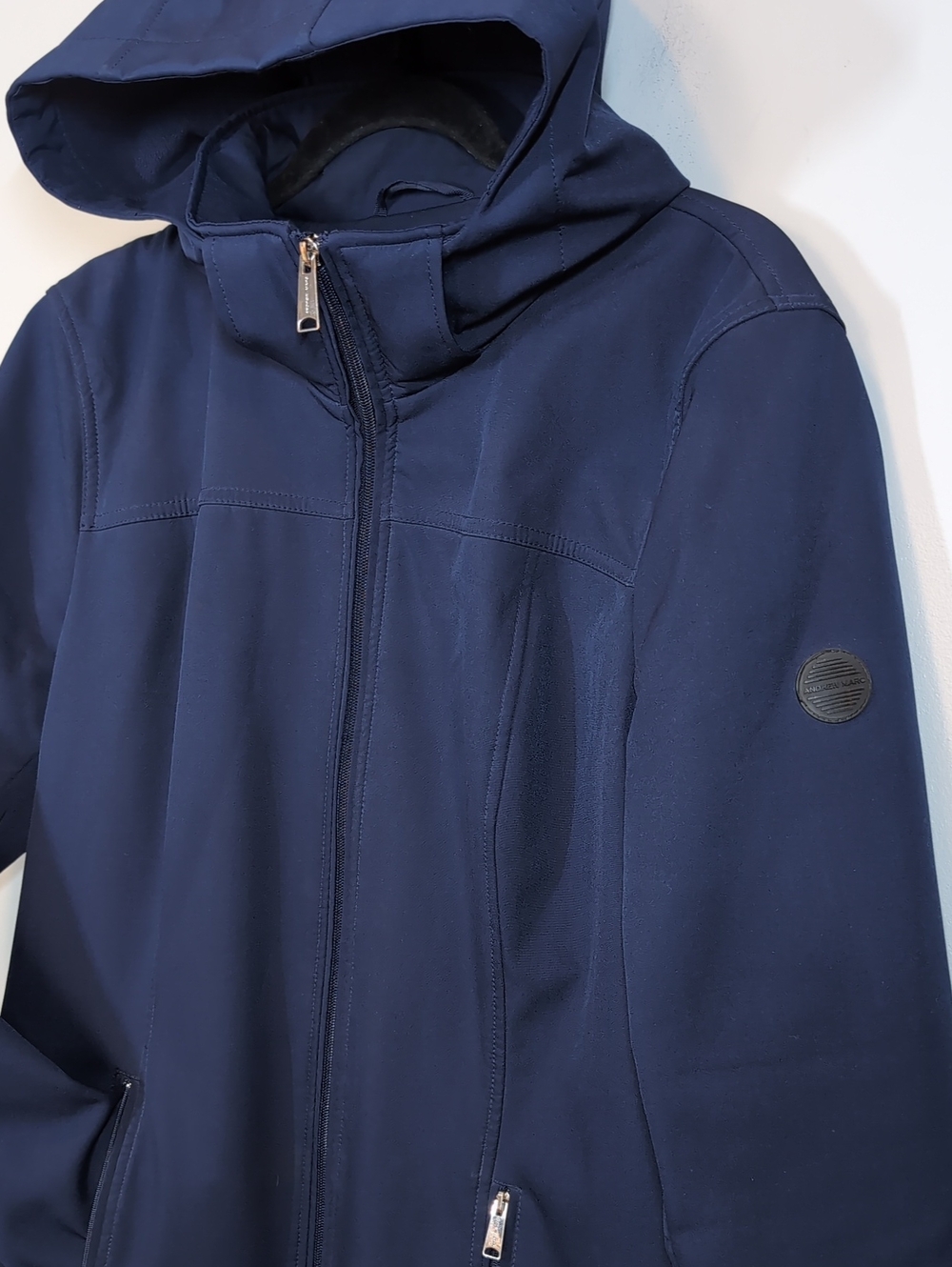 Andrew Marc Navy Softshell Jacket Hooded Fleece Lined Womens Size Large Stretch - Picture 4 of 16